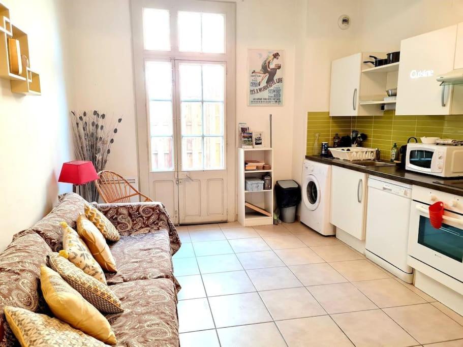 Appartement 4 Voyageurs Avec Terrasse - Wifi Carcassonne Bagian luar foto